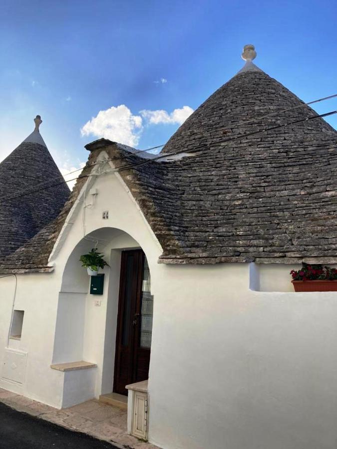 Апартаменти Trullo Il Nespolo Альберобелло Екстер'єр фото